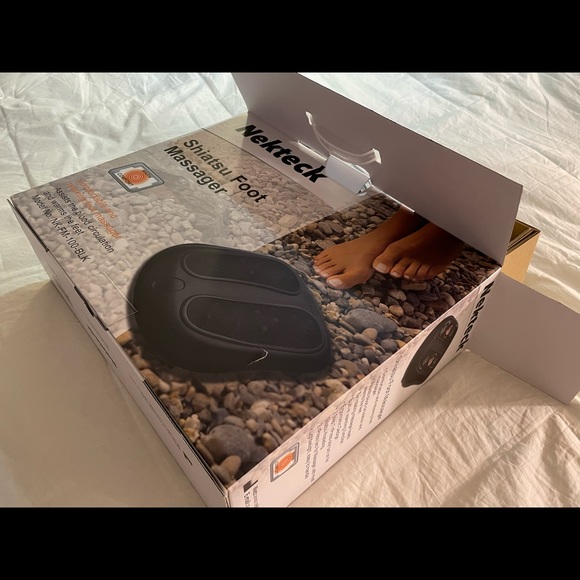 Nekteck Shiatsu Foot Massager - Picture 2 of 7